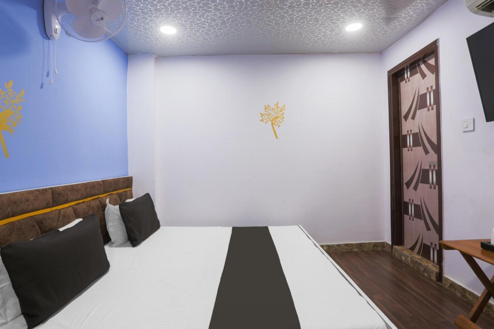 Flips With Mykonos Guest House New Delhi Exterior photo